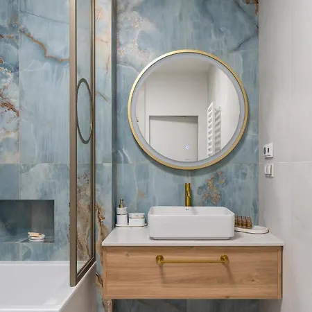 아파트 Monte27 - No.4 With Terrace By Oneapartments 소포트