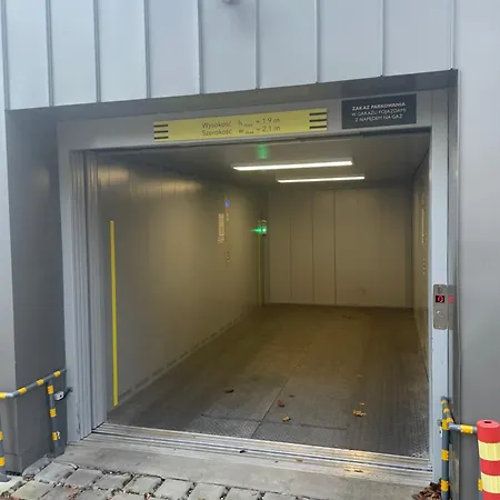 Monte27 - No.4 With Terrace By Oneapartments 소포트